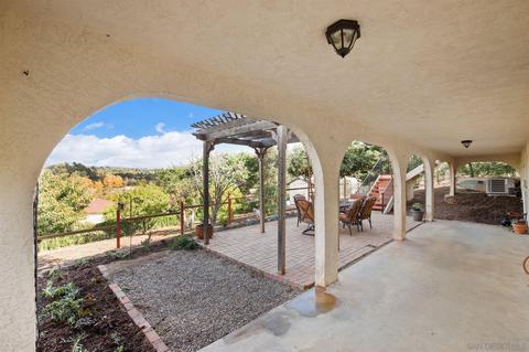 1505 Linda St, Fallbrook, CA 92028 photo 47