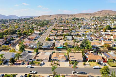 10026 Woodpark Dr, Santee, CA 92071 photo 8