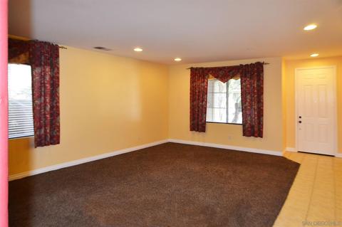 3637 Lake Circle Dr, Fallbrook, CA 92028 photo 3