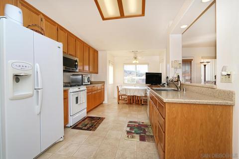 12071 Sterling Hill Ln, Lakeside, CA 92040 photo 7