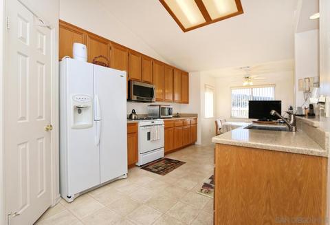 12071 Sterling Hill Ln, Lakeside, CA 92040 photo 6