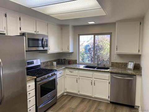 4261 Shadow Ln, Oceanside, CA 92056 photo 5