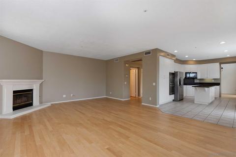2828 Carriagedale Row, La Jolla, CA 92037 photo 6