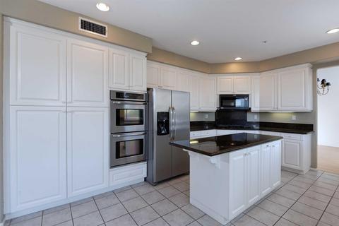 2828 Carriagedale Row, La Jolla, CA 92037 photo 5