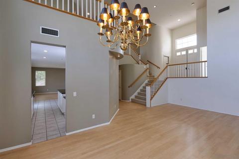 2828 Carriagedale Row, La Jolla, CA 92037 photo 3