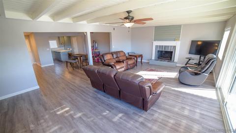 9506 W Hartland Cir, Santee, CA 92071 photo 2