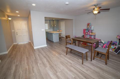 9506 W Hartland Cir, Santee, CA 92071 photo 5