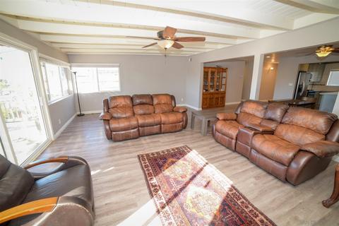 9506 W Hartland Cir, Santee, CA 92071 photo 4