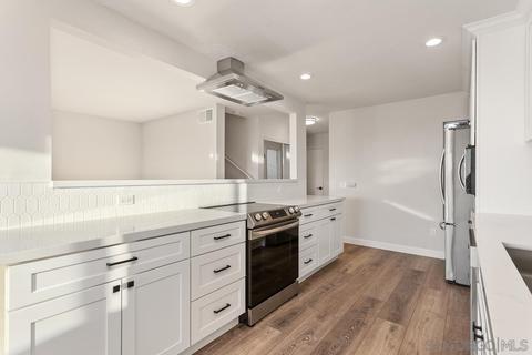 6737 Heath Ct, Carlsbad, CA 92011 photo 12