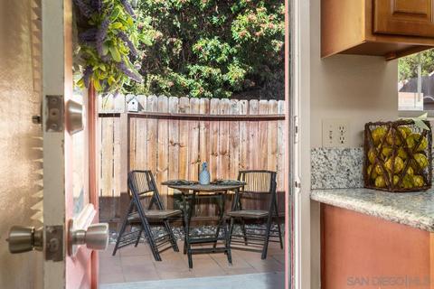 2134 Via Robles, Oceanside, CA 92054 photo 12