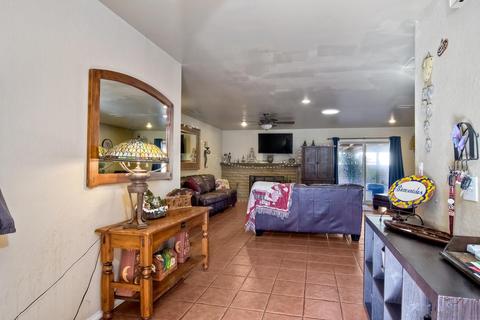 5824 Spur Ave, Oceanside, CA 92057 photo 2