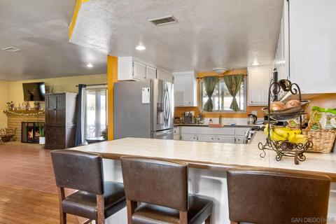 5824 Spur Ave, Oceanside, CA 92057 photo 8