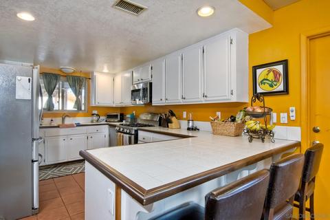 5824 Spur Ave, Oceanside, CA 92057 photo 6