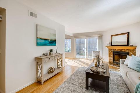 8212 Caminito Modena, La Jolla, CA 92037 photo 4