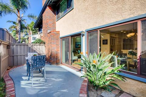 8212 Caminito Modena, La Jolla, CA 92037 photo 16