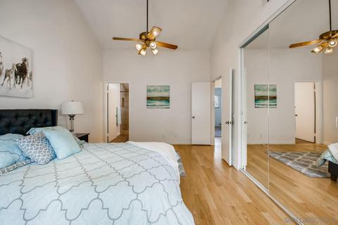 8212 Caminito Modena, La Jolla, CA 92037 photo 10