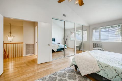 8212 Caminito Modena, La Jolla, CA 92037 photo 9