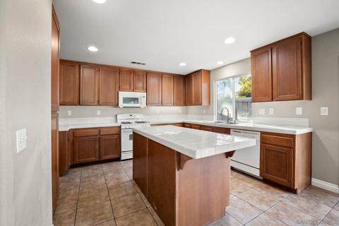 317 Franciscan Way, Oceanside, CA 92057 photo 11