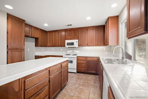 317 Franciscan Way, Oceanside, CA 92057 photo 13