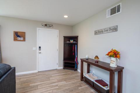 10184 Princess Joann Rd, Santee, CA 92071 photo 5