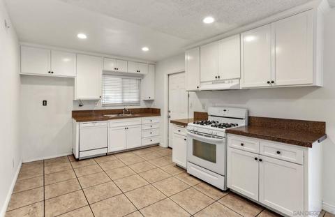 10014 Burrock Dr, Santee, CA 92071 photo 10