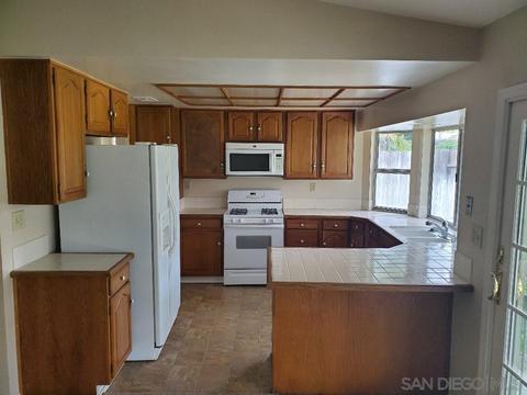 2708 Wind River Rd, El Cajon, CA 92019 photo 4