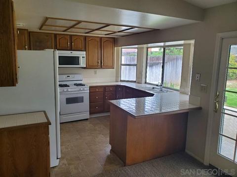 2708 Wind River Rd, El Cajon, CA 92019 photo 3