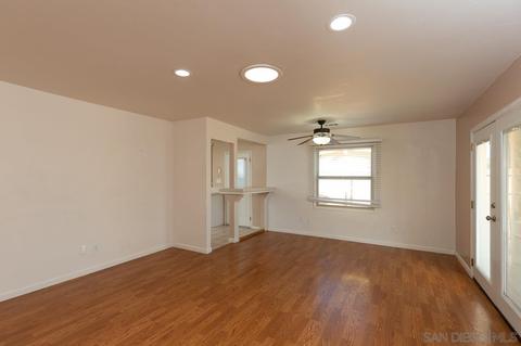 12977 Slack St, Poway, CA 92064 photo 4