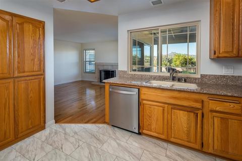 3854 Via Escuda, La Mesa, CA 91941 photo 10