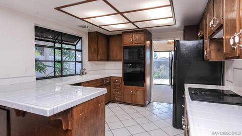 2158 Merlyn Pl, El Cajon, CA 92019 photo 19
