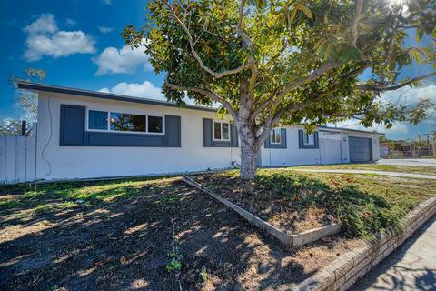 2770 Thunder Dr, Oceanside, CA 92056 photo 2