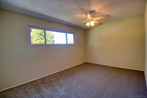 2770 Thunder Dr, Oceanside, CA 92056 photo 16