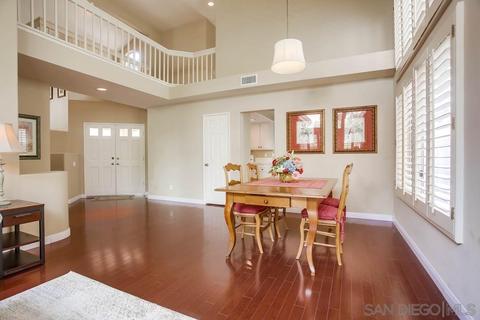 1318 Montego Ct, Vista, CA 92081 photo 8