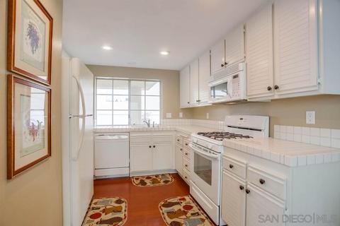 1318 Montego Ct, Vista, CA 92081 photo 10