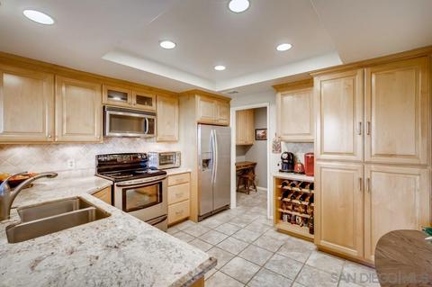 6526 Corte Montecito, Carlsbad, CA 92009 photo 3