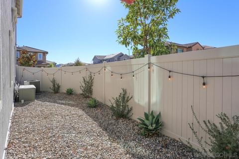 204 Oberlander Way, Fallbrook, CA 92028 photo 9