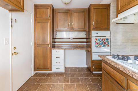 8647 Carlton Oaks Dr, Santee, CA 92071 photo 12