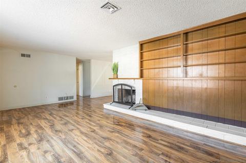 8647 Carlton Oaks Dr, Santee, CA 92071 photo 7