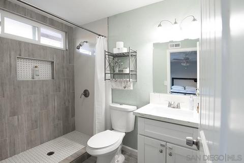 9108 Christiana, Spring Valley, CA 91977 photo 17