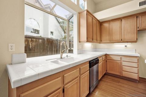 4736 Marblehead Bay Dr, Oceanside, CA 92057 photo 16