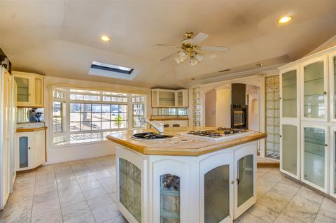 10302 Don Pico Rd, Spring Valley, CA 91978 photo 9