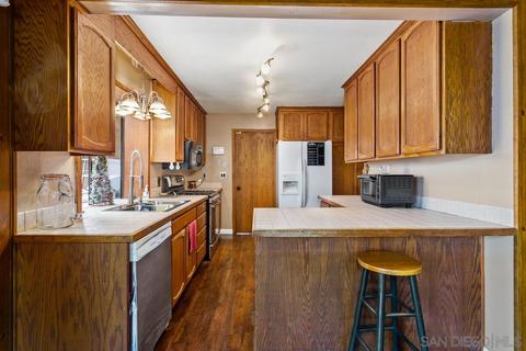 1050 Hoover St, Escondido, CA 92027 photo 15
