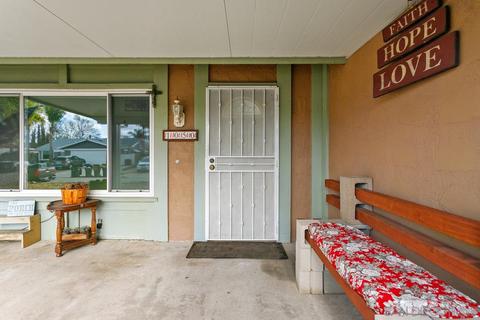 1050 Hoover St, Escondido, CA 92027 photo 5
