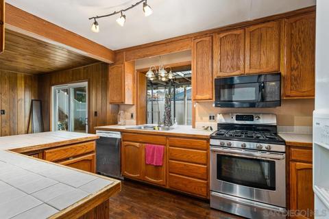 1050 Hoover St, Escondido, CA 92027 photo 18