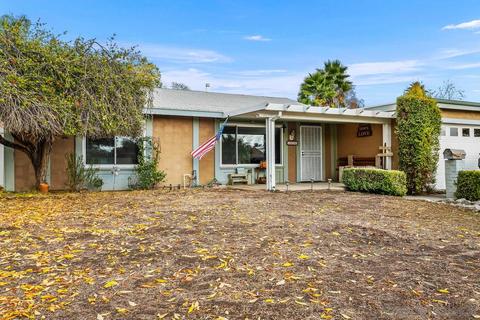 1050 Hoover St, Escondido, CA 92027 photo 2