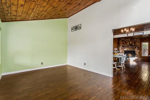 1050 Hoover St, Escondido, CA 92027 photo 7