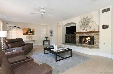 2190 Corte Mango, Carlsbad, CA 92009 photo 9