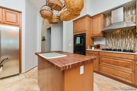 904 Grivetta, Carlsbad, CA 92011 photo 12