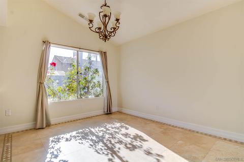 882 Sunningdale Dr, Oceanside, CA 92057 photo 4