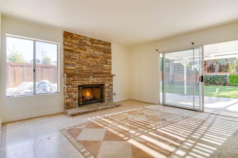 882 Sunningdale Dr, Oceanside, CA 92057 photo 5